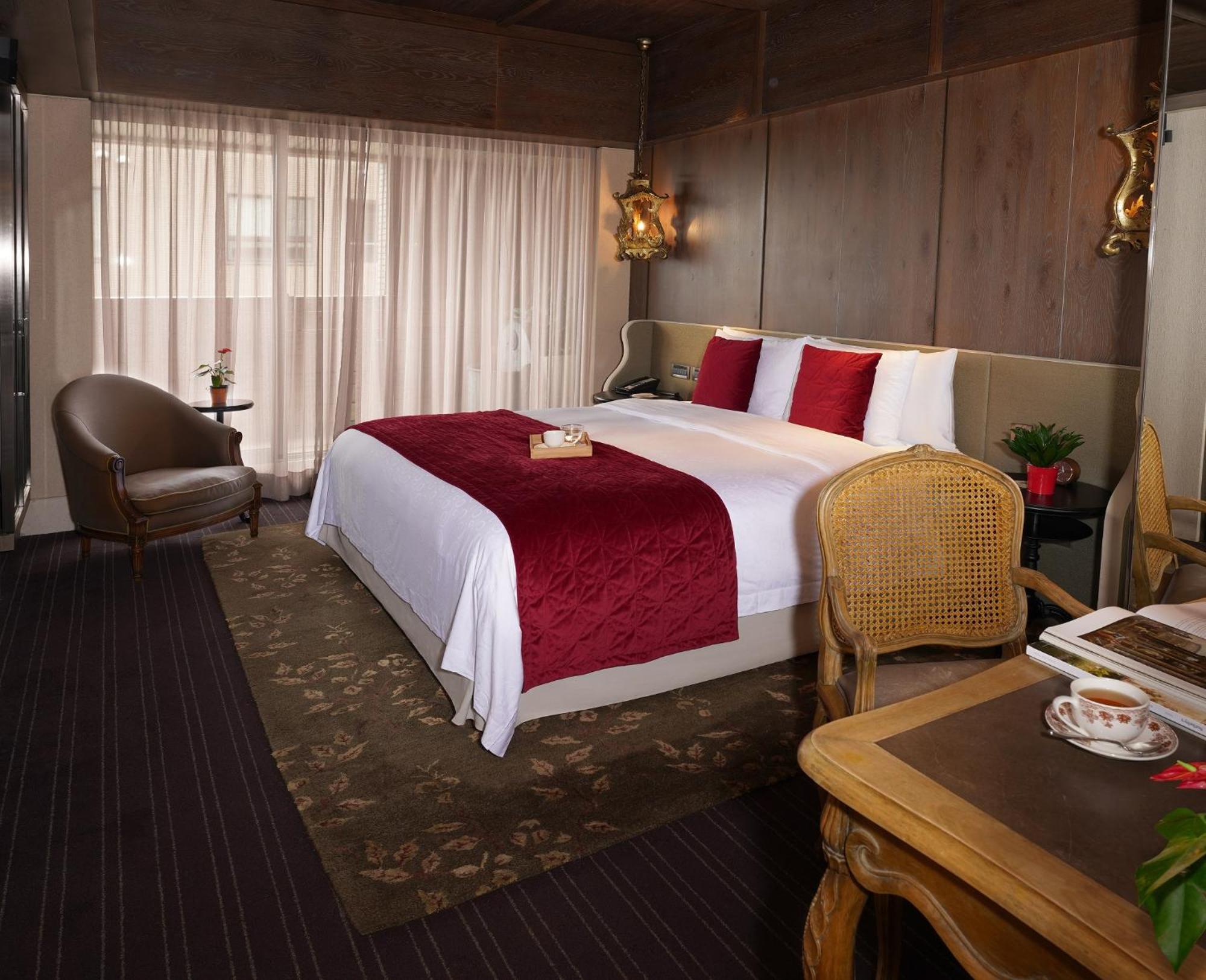 Palais De Chine Hotel Тайбэй Экстерьер фото A bedroom at the hotel