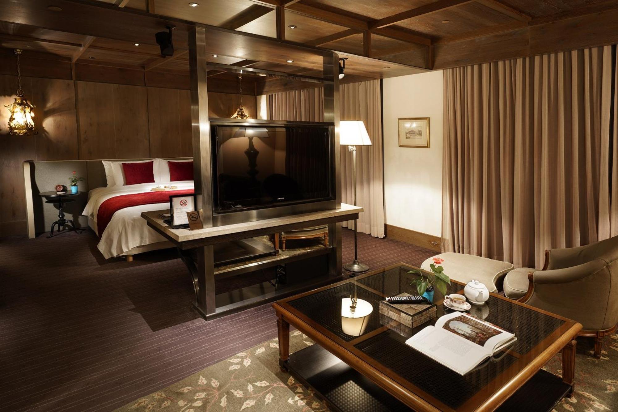 Palais De Chine Hotel Тайбэй Экстерьер фото A suite at The Oberoi, Mumbai